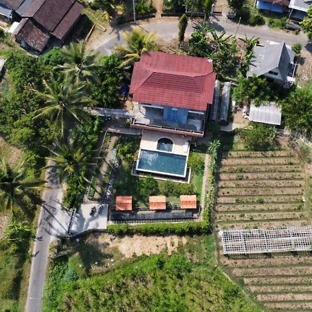 Pondok Isoke Bunggalow Banyuwangi  Luaran gambar